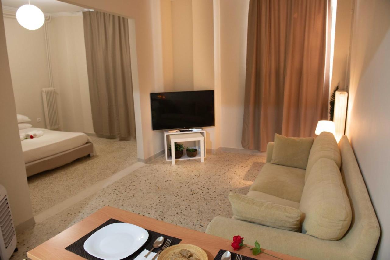 Filopappou Decent Apartment Атина Екстериор снимка