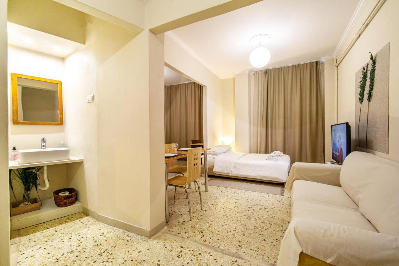 Filopappou Decent Apartment Атина Екстериор снимка