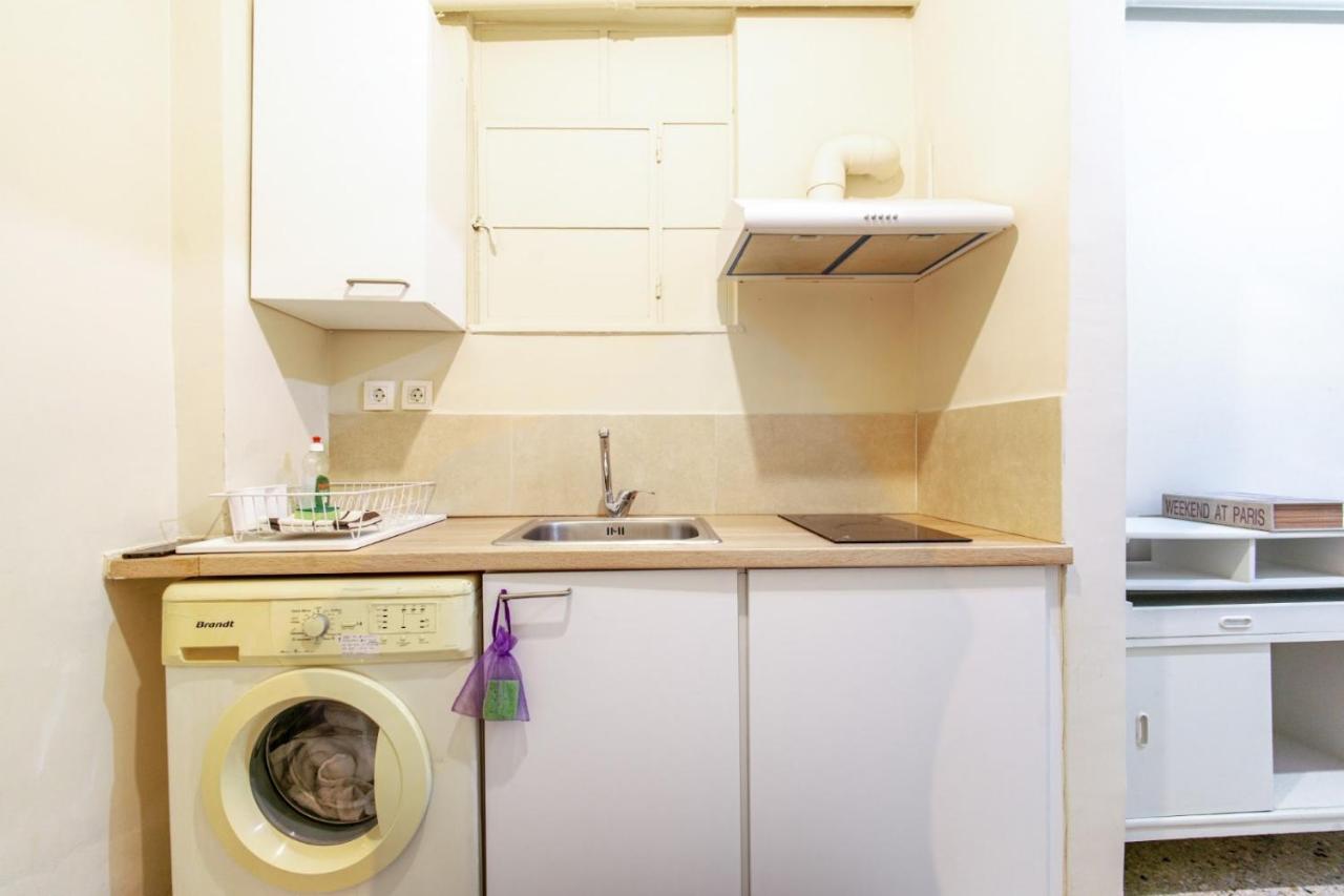 Filopappou Decent Apartment Атина Екстериор снимка