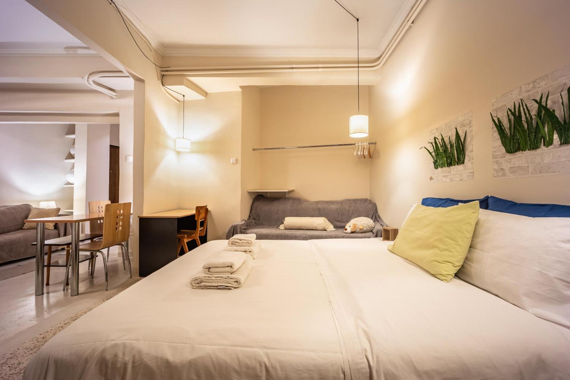 Filopappou Decent Apartment Атина Екстериор снимка
